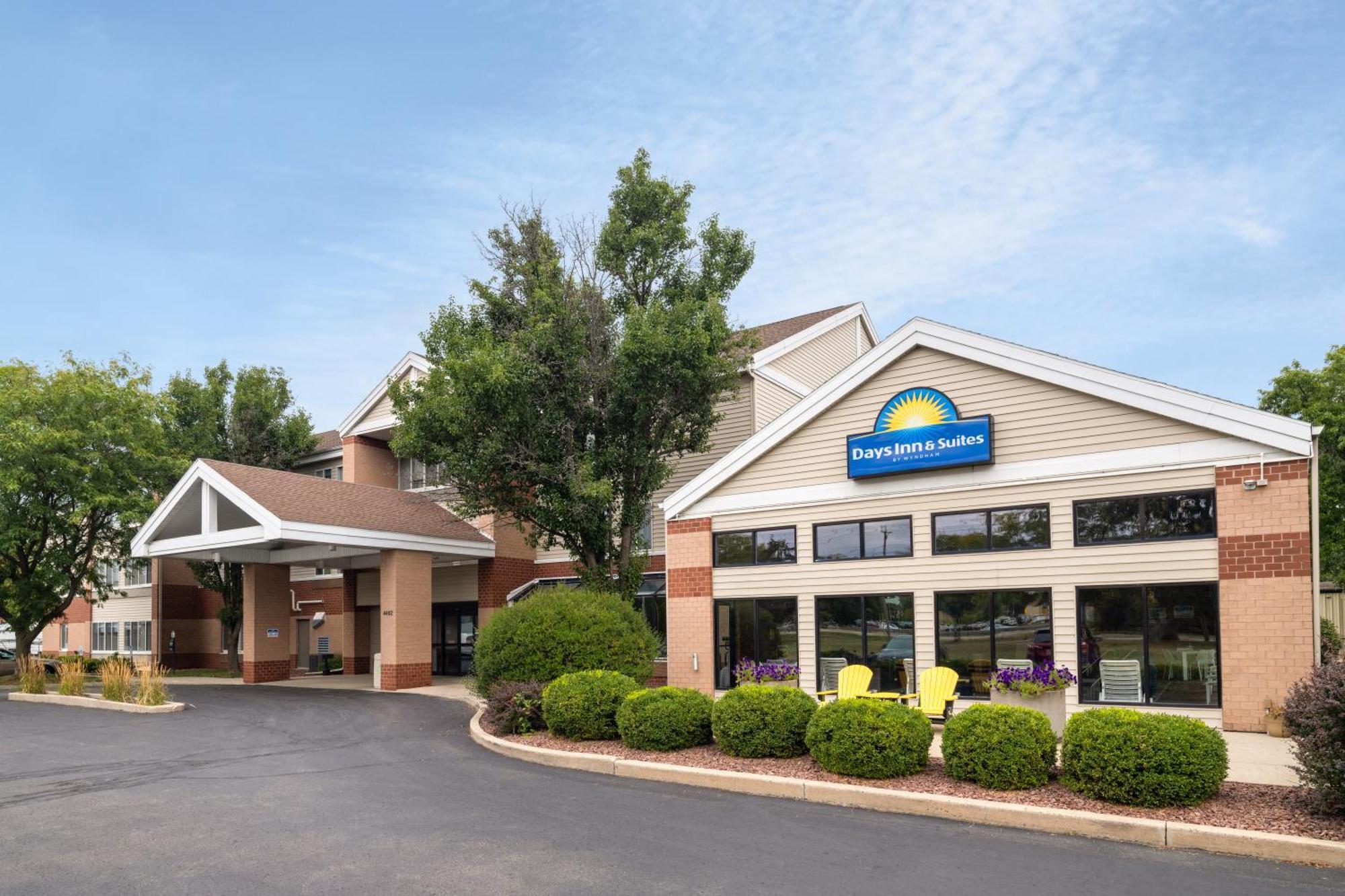 Hotel Days & By Wyndham 2*